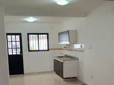 Casa en Alquiler de 1 dormitorio