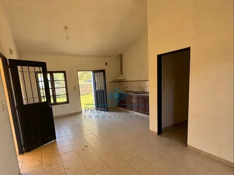 Casa en Venta en Colonia Caroya, USD 100.000