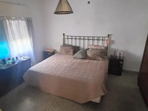 Depto Tipo Casa 4 ambientes con 1 baño
