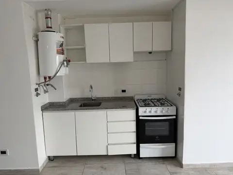 Medeyros 3400, Piso 3