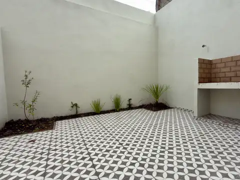 Depto Tipo Casa en Venta de 2 dormitorios
