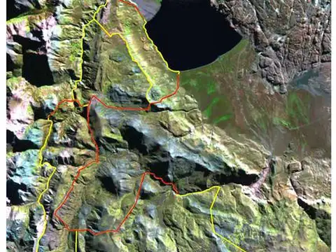 Excelente Estancia sobre dos Lagos en la cordillera de Santa Cruz