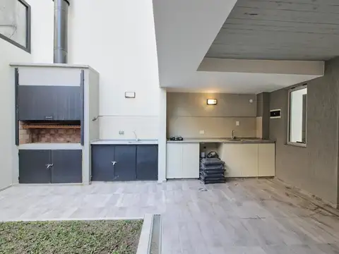 Departamento en Venta con 2 cocheras