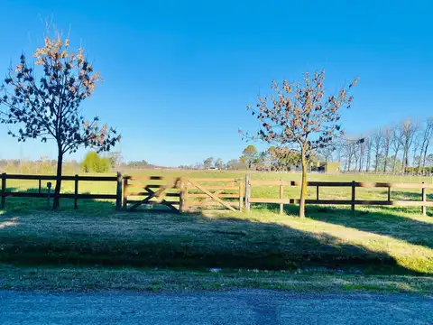 Lote en venta en Haras El Malacate, próximo al acceso y con proyecto de obra aprobado