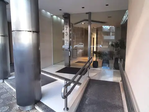 Avenida Juan Bautista Alberdi 700