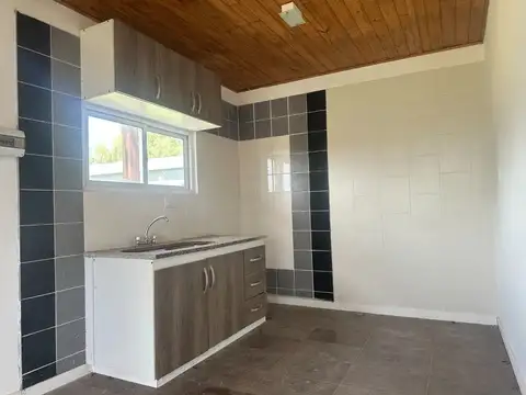 QUINCHO C/ GALERIA Y FOGONERO VENTA A ESTRENAR