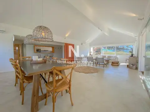 Casa 6 ambientes con 6 baños