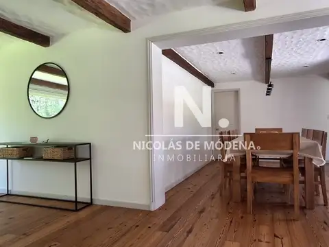 Casa 6 ambientes con 4 baños