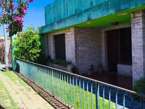 Casa en venta en 78  e/  7 y 8 Villa Elvira , La Plata