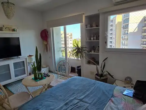 Monoambiente  con cochera en Altos de Ballester