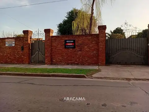Casa en Venta con 3 dormitorios en Luis Guillon