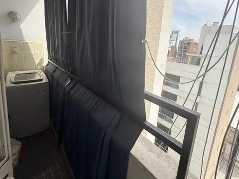 Dos Dormitorios. Balcones. España al 300.