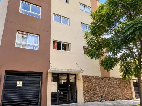 DEPARTAMENTO EN VENTA - MERLO CENTRO
