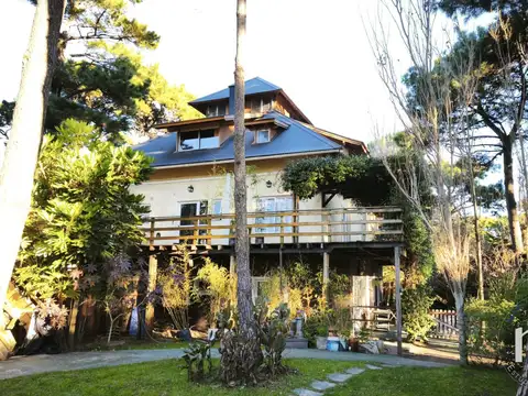 Complejo 8 Dormitorios en Venta en Pinamar Barrio San Jose