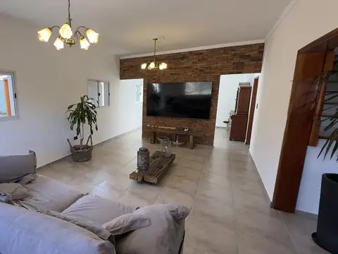 Casa en Venta en Countries y Barrios Cerrados en Cordoba Capital, USD 480.000