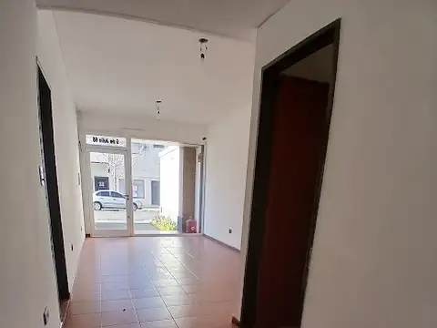 Local en Alquiler en Centro, $ 490.000