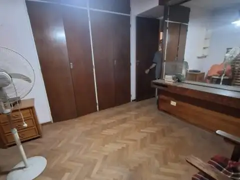 VENTA CASA CHALET 4 AMB.C/COCHERA HAEDO SUR