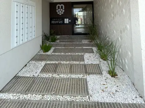 ALQUILER DPTO UN DORMITORIO EN EDIFICIO MORAS