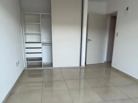 Departamento 5 ambientes con 1 baño