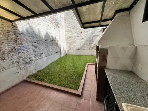 Depto Tipo Casa en Venta en Caballito, USD 119.500