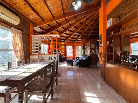 Casa en Venta con 1 cochera