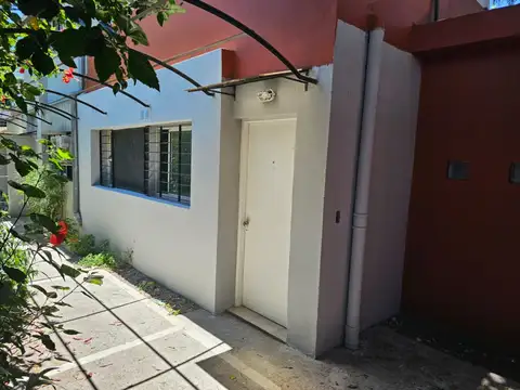 Av Centenario 500, Piso pb