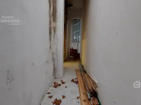 Casa en Alquiler con 1 cochera