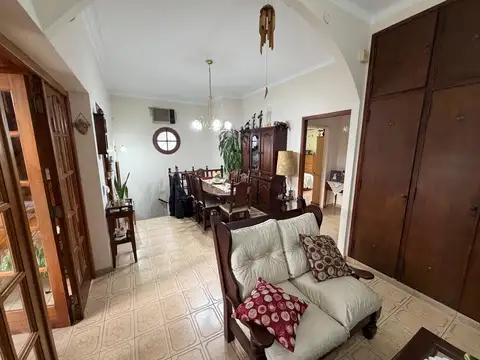 Depto Tipo Casa en Venta 60 años