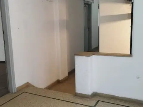 Oficina en Alquiler 79 años