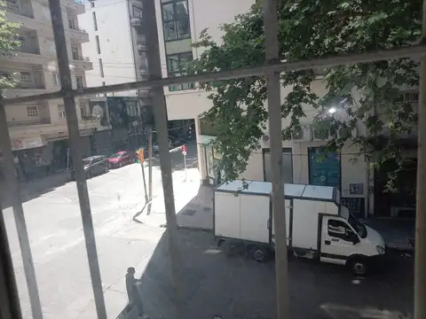 Oficina en Alquiler en Centro , $U 7.000