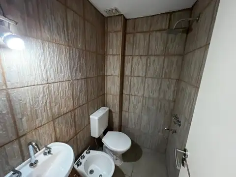 VENTA PH MONOAMBIENTE APTO PROFESIONAL EN MORON