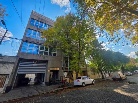 ALQUILER OFICINAS  - Edificio Corporativo 276 m²