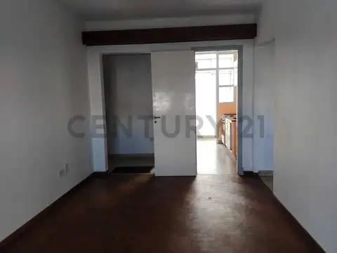 Calle 56 e/ 6 y 7 - Departamento en alquiler de dos dormitorios.