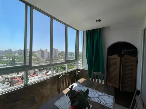 VENTA - DEPARTAMENTO 3 DORMITORIOS CON BALCÓN CERRADO - REP. DE LA SEXTA