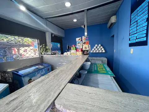 Local en Venta Via Púb.