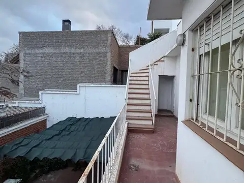 Dúplex en alquiler c/ cochera en 5.ª Sección Residencial Sur