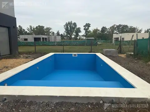 Casa en Alquiler de 4 dormitorios