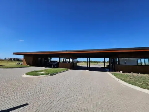 MMC. Venta lote en barrio Village Joven, Bella Vista