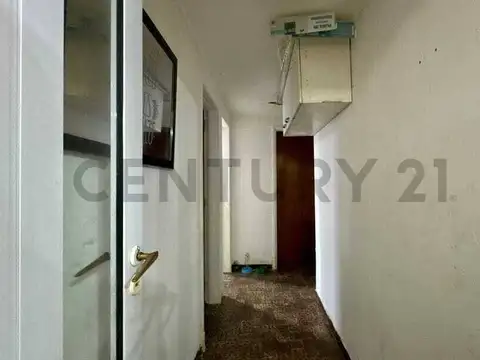 14 de julio 717 , Piso 0