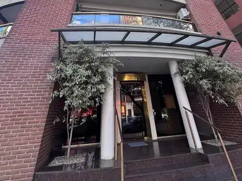 av. 44 e/ 16 y 17 1000, Piso 4