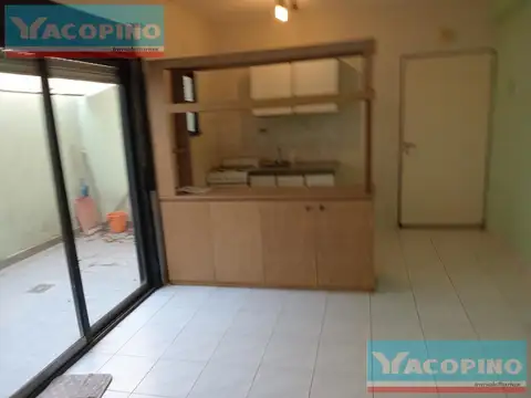 Depto Tipo Casa en Venta en Floresta Norte, USD 75.000