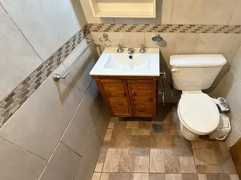 Venta casa 5 ambientes, Barrio San Patricio