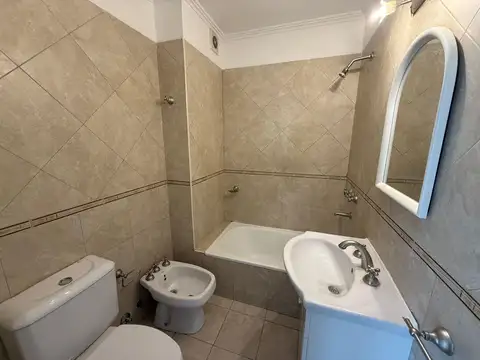 Departamento en Alquiler en Balsaretti, $ 950.000