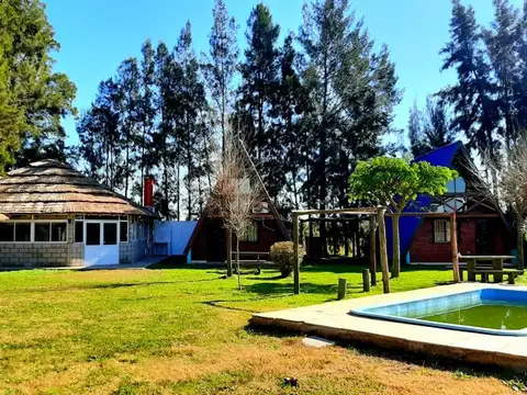 CABAÑA EN VENTA EN SAN PEDRO CON PILETA Y QUINCHO