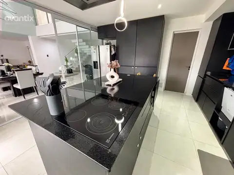 Casa en Venta al Oeste