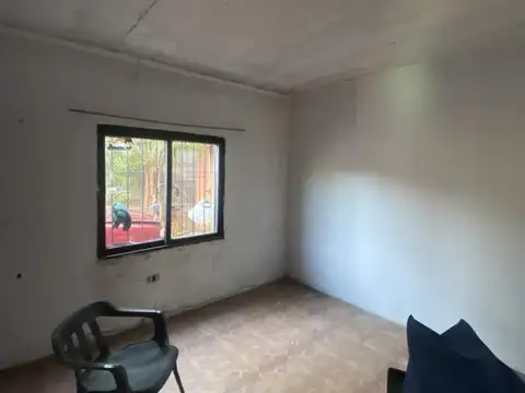 Depto Tipo Casa 6 ambientes con 2 baños
