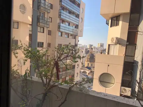 EXC. UBICACION . PISO ALTO SEG. muy luminoso