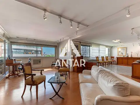 200m² de luz y categoría en edificio de Mario R. Álvarez