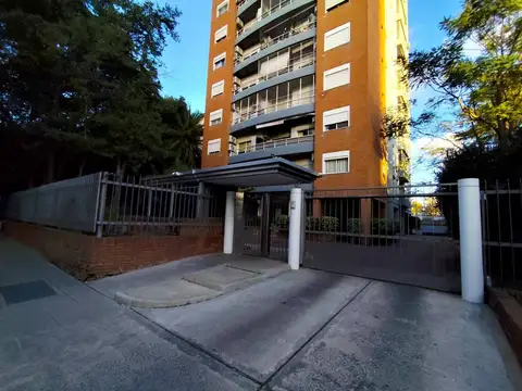 ALQUILER FLORESTA 4 AMB COCHERA SEGURIDAD PILETA