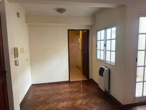 Avenida Sarmiento 380 , Salta 300